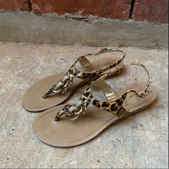 Marc Fisher Womens 5 Leopard Animal Print Gold Buckle Thong Sandals - Picture 7 of 7